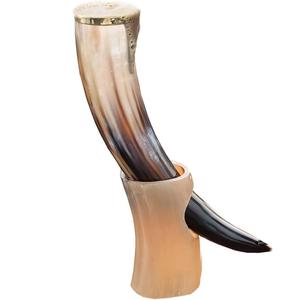 Chope à bière authentique en corne de buffle de qualité supérieure, tasse à boire viking faite à la main pour bière, miad et présentation en bar, disponible au meilleur prix - Product Image 1