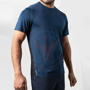 T-shirts de sport pour hommes respirants et ajustés avec logo personnalisé - Polyester/coton, séchage rapide et écologiques, en stock - Product Image 4