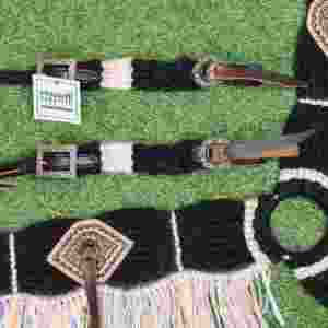 Juego de cabezada de mohair gris oscuro, azul cielo y beige sobre cuero argentino - Product Image 6