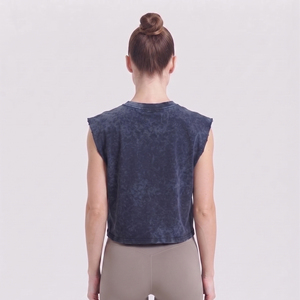 Chaleco corto de gimnasio para mujer al por mayor, con lavado ácido, cuello redondo, sin mangas, estilo vintage, de tejido grueso - Product Image 3