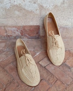 Zapatos de Rafia Hechos a Mano para Mujer – Zapatos de Verano Naturales y Cómodos – Estilo Boho Chic - Product Image 1