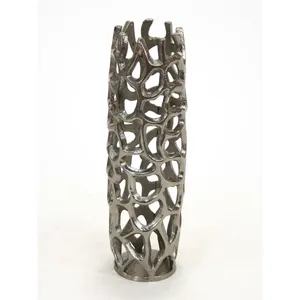 Jarrón de Metal Hecho a Mano con Diseño Floral, Tendencia Mundial 2026, para Decoración de Hogares de Lujo, Venta al por Mayor para Compradores e Importadores, Pequeño, Ecológico y Hecho a Mano - Product Image 1