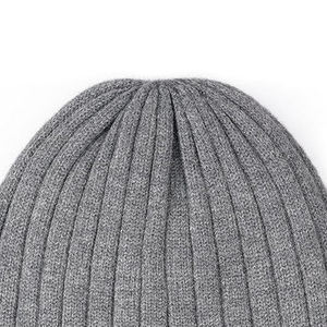 Bonnet Ikhlas Sports élégant beige avec logo brodé – Bonnet d'hiver tricoté kaki unisexe – Doux, chaud et ajustable pour l'extérieur - Product Image 6