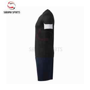 ชุดฟุตบอลแบบยูนิเซ็กซ์ที่ปรับแต่งได้ รุ่นนักเตะ พร้อมชื่อ  รับผลิตแบบ OEM ด้วยเทคโนโลยีการตัดอัตโนมัติ ชุดฝึกซ้อมจากปากีสถาน - Product Image 3