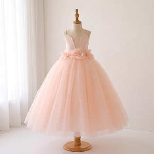 Robe de demoiselle d'honneur élégante, rose blush, bretelles en perles, tulle, robe de princesse pour enfants par Tutupetti, fabriquée au Vietnam, OEM ODM - Product Image 1