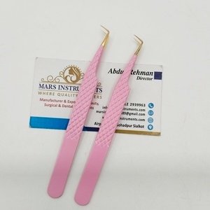 แหนบถอนขนตาสีชมพูเครื่องมือปลายเรียบชุบทองแม่นยำสำหรับการต่อขนตา - Product Image 1