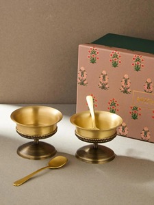 Bol à glace en métal fait main pour servir des desserts glacés dans les restaurants et la restauration - Product Image 6