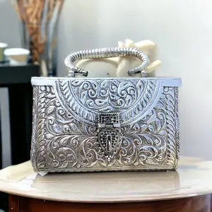 Bolso de Acero Inoxidable con Estructura Cruzada Metálica Elegancia Monedero para Niñas - Product Image 1