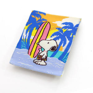 Etiquetas de Ropa Tejidas Personalizadas de Alta Densidad, Etiquetas de Marca para Prendas con Forma de Bandera, Lavables, con Borde Cortado a Láser, para Hombre y Mujer - Product Image 1