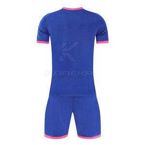 2026 Custom Made Breathable High Quality 100% Polyester Soccer Uniform for Men - Product Image 2