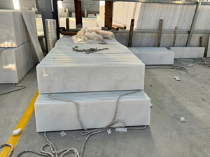Dalles de marbre blanc poli naturel du Vietnam pour comptoirs, revêtements de sol et design d'escaliers modernes - Product Image 5