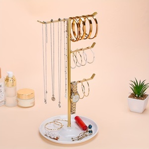 ที่วางเครื่องประดับแบบหลายแขนแนวตั้ง ประหยัดพื้นที่ สำหรับสร้อยคอและกำไลข้อมือ พร้อมฐานกลมที่มั่นคง ไม่พันกัน จัดแสดงได้อย่างเป็นระเบียบ - Product Image 1
