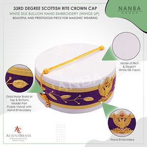 Gorra de la 33ª Graduación del Rito Escocés – Blanca con Banda de Terciopelo Morado, Alas Bordadas a Mano - Product Image 4