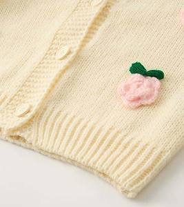 Suéter Transpirable de Neopreno con Cuello Redondo, Estructurado, Moderno y Futurista para Mujer - Product Image 6