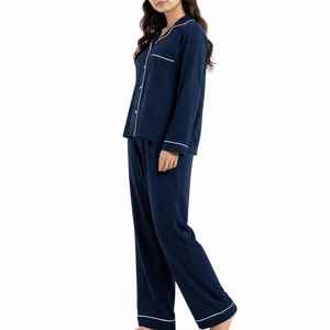 Conjunto de 2 piezas de ropa de dormir transpirable y ligera para mujer, diseño único, venta al por mayor, alta calidad, hecho en Pakistán. - Product Image 2
