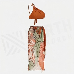 Ensemble bikini côtelé orange asymétrique pour femme avec bas à cordon de serrage et jupe portefeuille à imprimé tropical - Product Image 3