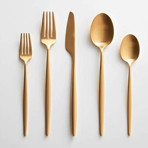 Juego de cubiertos nórdicos minimalistas modernos en oro, vajilla premium de alta gama para restaurantes y banquetes, cubiertos duraderos resistentes al deslustre. - Product Image 4