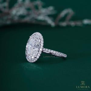 Bague de fiançailles personnalisée en moissanite taille ovale avec halo en or 9K 10K 14K 18K certifiée IGI pour femme - Product Image 2