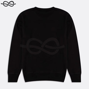 เสื้อสเวตเชิ้ตปักลายเส้นขอบ สีดำ ขนาดพอดีตัว คอกลม แขนเสื้อและชายเสื้อแบบริบ - Product Image 3