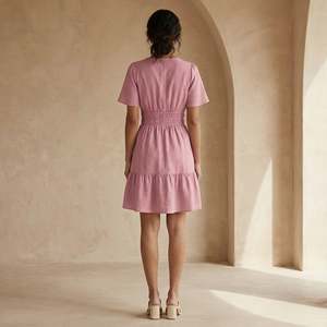 Robe courte à volants en coton et lin rose pour femmes, avec manches courtes, tissu léger, style moderne - Product Image 6