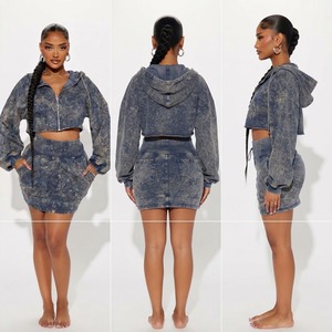 Conjunto de 2 Piezas para Mujer, Estilo Vintage con Lavado Ácido, Sudadera Corta con Capucha y Minifalda, Ropa Casual de Calle, Traje Deportivo Cortavientos - Product Image 6