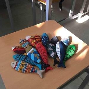 Figura decorativa de pez de madera hecha a mano, adecuada para decoración creativa, venta al por menor y exportación al por mayor. - Product Image 6