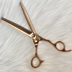 Ciseaux de toilettage professionnels en acier inoxydable de 7 pouces pour animaux de compagnie outil de taille personnalisable de haute qualité pour le nettoyage des chiens et des chats - Product Image 3