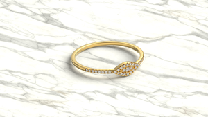 Anillo de Diamantes de Lujo en Oro de 18K con Forma de Marquesa, Anillo de Compromiso Apilable con Diamantes de Corte Redondo, Regalo para Mujer - Product Image 3