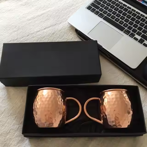 Coffret Cadeau Moscow Mule en Cuivre avec Quatre Mugs Martelés, Pailles, Verre à Shot et Brosse de Nettoyage – Collection Premium d'Articles de Bar - Product Image 6