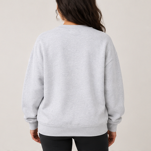 Sudadera de Mujer con Cuello Redondo, Color Gris Jaspeado Claro, con Letras Bordadas, Manga Larga, Hombros Caídos, Logotipo Personalizado - Product Image 2