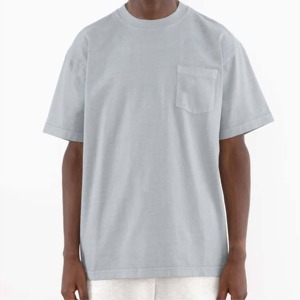 เสื้อยืดโอเวอร์ไซส์สีเทาอ่อนสำหรับผู้ชาย แขนสั้น คอกลม ลำลอง สีพื้น ผ้าฝ้ายเจอร์ซีย์ถัก ย้อมสีเรียบ - Product Image 2