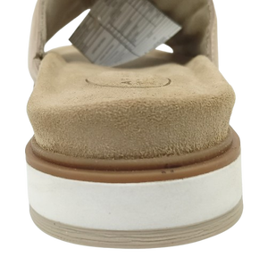 Sandalias de Plataforma Beige de Gamuza con Punta Abierta, Acolchadas, Planas, para Verano, con Decoración de Hebilla Dorada - Product Image 3