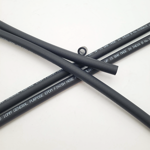 Tuyau d'extincteur Ascent India 10 mm ID x 15 mm OD en caoutchouc EPDM renforcé de polyester, noir mat - Product Image 4