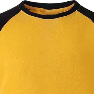 เสื้อยืดผ้าฝ้าย100% ขนาดใหญ่สำหรับผู้ชายปรับแต่งได้น้ำหนักเบาพร้อมโลโก้กำมะหยี่แบบปัก - Product Image 2