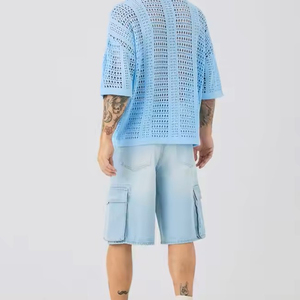 Pantalones cortos de mezclilla para hombre con parches personalizados de streetwear, logotipo, diseño en relieve personalizado, cadena impresa y piedras. - Product Image 2