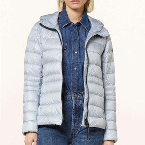 Vestes matelassées élégantes et décontractées pour femmes, style léger, toucher doux, confortables, collection de vêtements d'extérieur saisonniers - Product Image 2