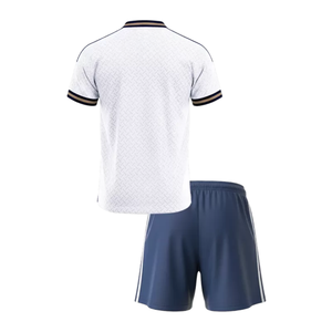 Ensembles de football Subtle Maze, maillot rayé à col en V et short, unisexe, respirant, anti-humidité, écologique, séchage rapide, polyester - Product Image 2