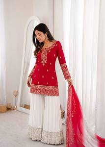 Traje Anarkali Tradicional Indio-Pakistaní Rojo Bordado para Mujer con Dupatta, Vestido Holgado de Algodón para Bodas y Eventos - Product Image 4