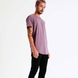 Camiseta de hombre con lavado ácido, ligera, de algodón, diseñada para la comodidad diaria y el estilo urbano. - Product Image 2