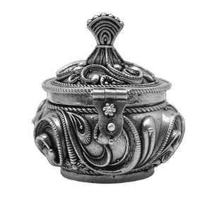 Design de luxe, artisanal, fantaisie, Dabbi, fabriqué en argent sterling 925 - Aspect antique avec finition oxydée pour un usage décoratif - Product Image 1