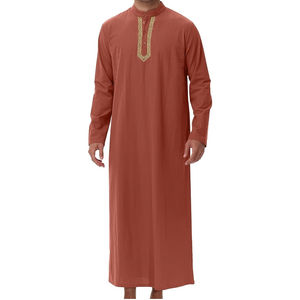 Robe de prière en lin de soie brillant noir, style Kaftan Al Daffah, avec boutons élégants, inspirée du style marocain et de Dubaï - Product Image 1