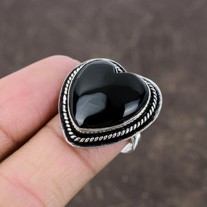 แหวนรูปหัวใจพลอยแบล็คออนิกซ์ เงินแท้ 925 แหวนพลอยทำมือ เครื่องประดับโรแมนติก - Product Image 3