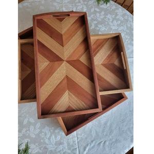 Assiette à dessert ronde en bois massif écologique, gravée, de luxe moderne, pour servir des fruits secs lors de fêtes - Product Image 1