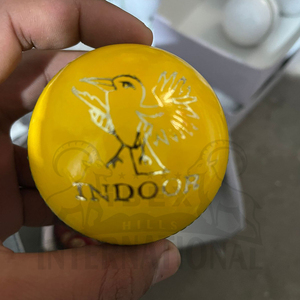 IBEX HILLS INTERNATIONAL - Pelota de Cricket Amarilla para Interiores, Estilo Clásico, Duradera, para Práctica en Interiores, Núcleo de PU, 112-114 g - Product Image 4