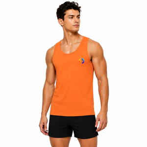 Comodidad de algodón premium con costuras impecables en la camiseta sin mangas para hombre, con frescura y comodidad para practicar deportes y caminatas de verano, uso diario. - Product Image 1
