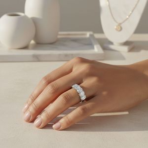 แหวนทอง 10k ประดับเพชรแล็บโกรว์ทรงรี 1.50 กะรัต ฝังแบบหนามเตยห้าเม็ด ดีไซน์หรูหรา - Product Image 6