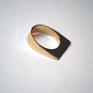Meilleures ventes : Anneaux de serviette sculpturaux en barres d'or, faits à la main, en métal, pour décoration de table contemporaine, dîner, mariage, fête, événement, restaurant, cadeaux - Product Image 2