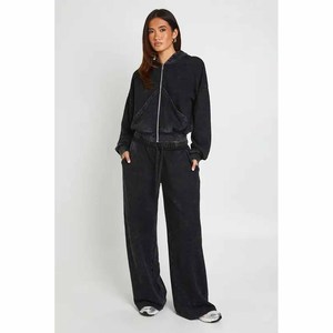 Women's Hooded <b>Crop</b> Top & <b>Jogger</b> Pants Set Full Sleeve Solid Color Loose Fit Casual Tracksuit All Seasons Wear - Product Image 3