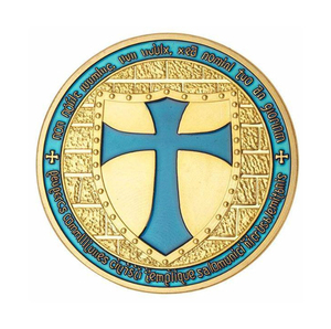 Moneda Conmemorativa Personalizada de los Caballeros Templarios, Diseño de Dos Caballeros a Caballo con Cruz Azul en Tono Dorado, Recuerdo Conmemorativo - Product Image 2