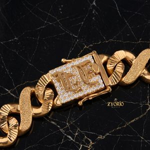 Luxury Gold Cuban Link Chain <b>Necklace</b> for Men Hip Hop Fashion Jewelry Textured Miami Cuban Chain Premium <b>Statement</b> <b>Necklace</b> - Product Image 3